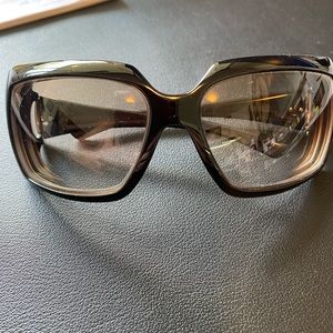 Gucci sunnies